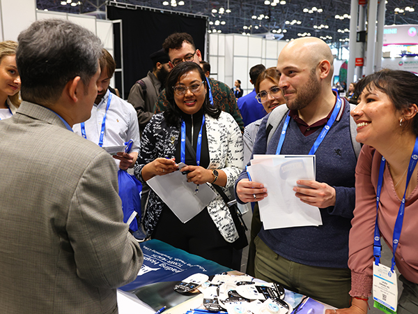 Photo of attendees at the Residency Fair at the 2024 Annual Meeting